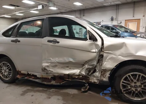 2011 Ford Focus Se from USA, damaged, VIN 1FAHP3FN5BW100295